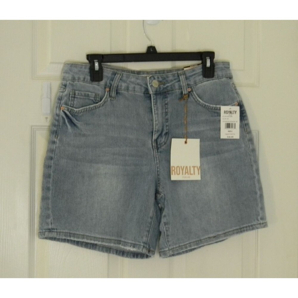 Royalty Jeans Shorts Denim Lightly Distressed Size 6 Tummy Control Panel NWT